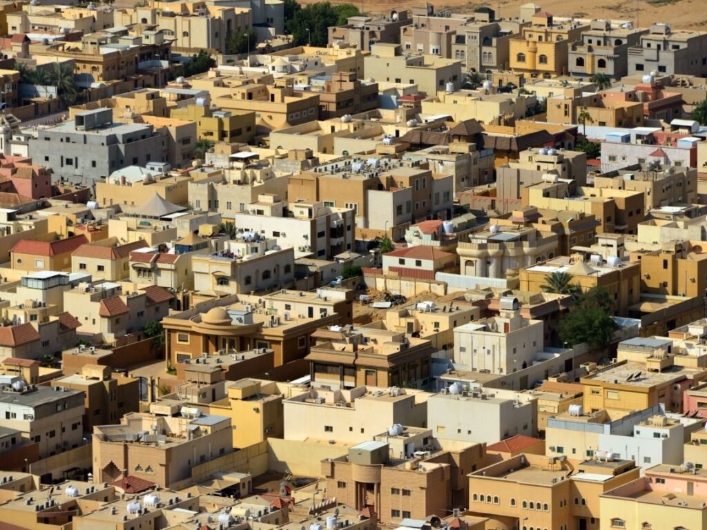 How much salary is enough to live in Riyadh — residential neighborhoods map showing Al Malqa, Al Olaya, and Diplomatic Quarter areas